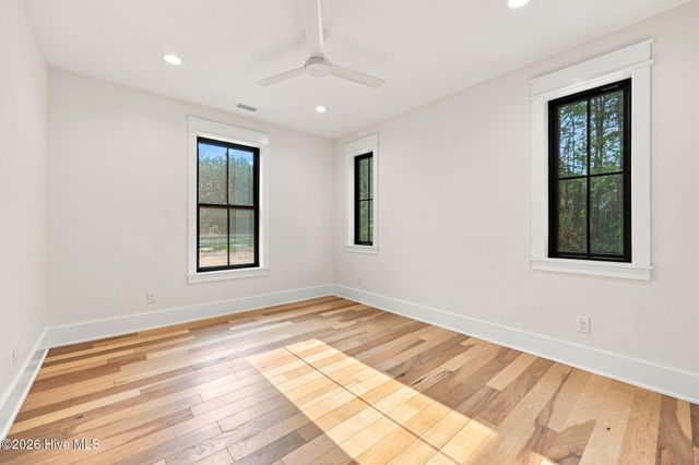 1942 Tull Road, Greenville, NC 27858