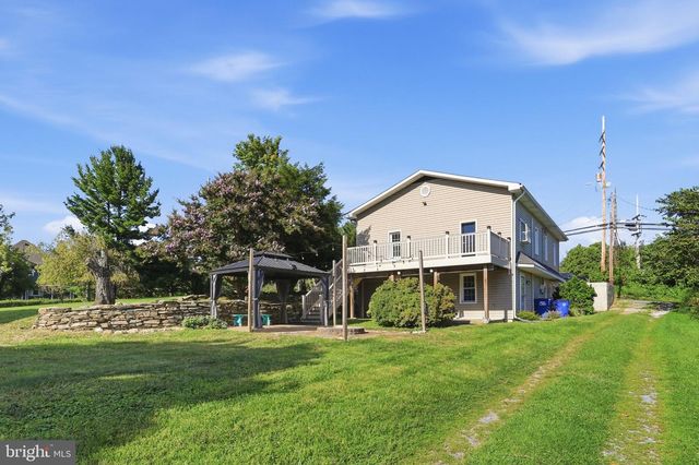 4605 OLD SWIMMING POOL RD, Braddock Heights, MD 21714