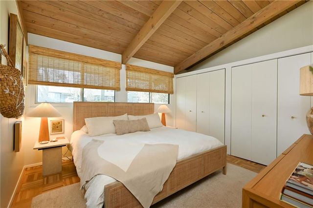 4504 W 78th Street, Prairie Village, KS 66208