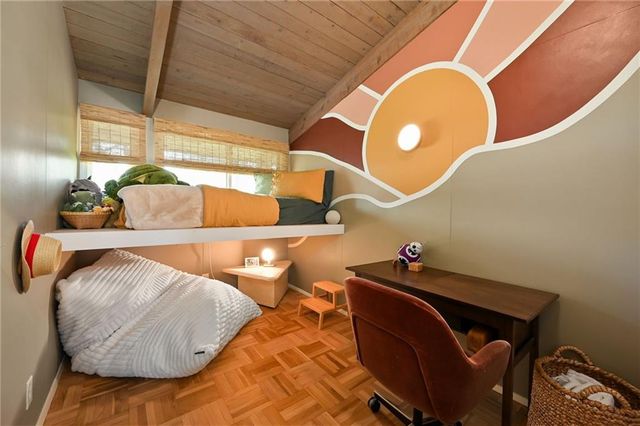 4504 W 78th Street, Prairie Village, KS 66208