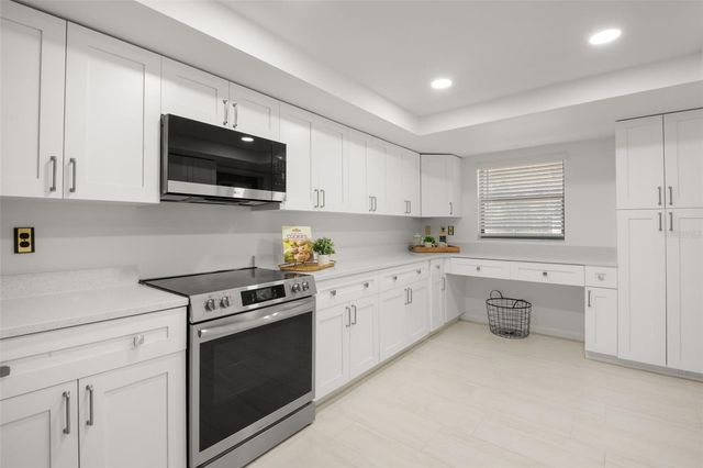 5432 NEFF LAKE ROAD, Brooksville, FL 34601