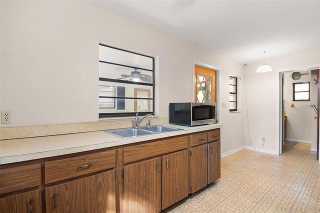 5432 NEFF LAKE ROAD, Brooksville, FL 34601