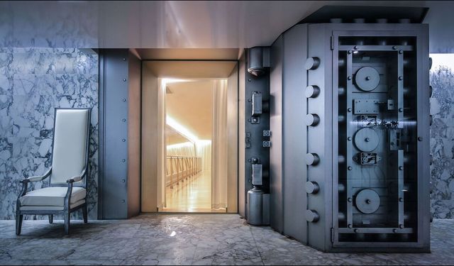 15 Broad St Apt 1512, New York City, NY 10005