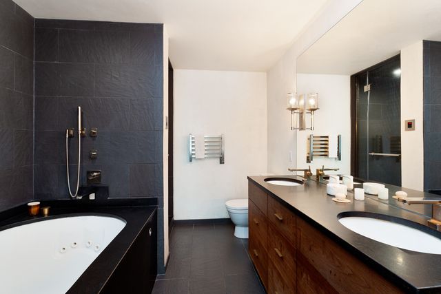 15 Broad St Apt 1512, New York City, NY 10005