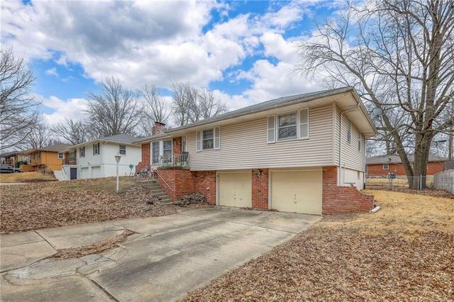 803 N Yuma Avenue, Independence, MO 64056