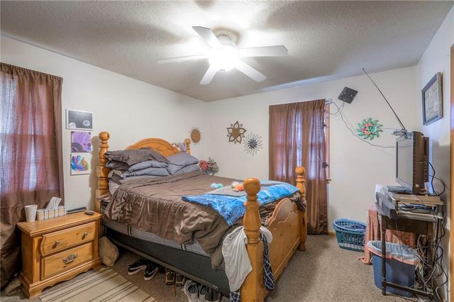 803 N Yuma Avenue, Independence, MO 64056