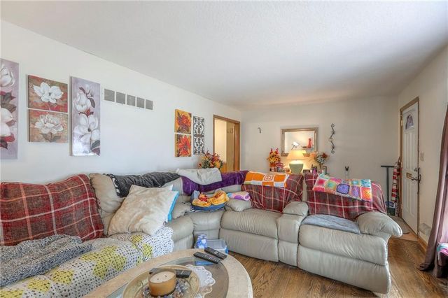 803 N Yuma Avenue, Independence, MO 64056