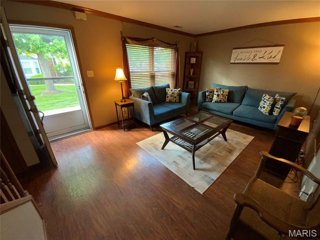 1681 Florine Boulevard A, St Charles, MO 63303