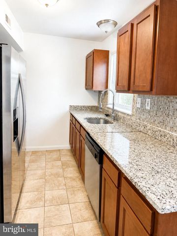 1120 CARRINGTON AVE, Capitol Heights, MD 20743