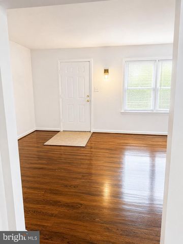 1120 CARRINGTON AVE, Capitol Heights, MD 20743