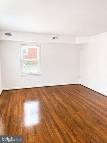 1120 CARRINGTON AVE, Capitol Heights, MD 20743