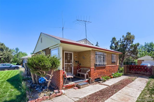 3058 Ivanhoe Street, Denver, CO 80207