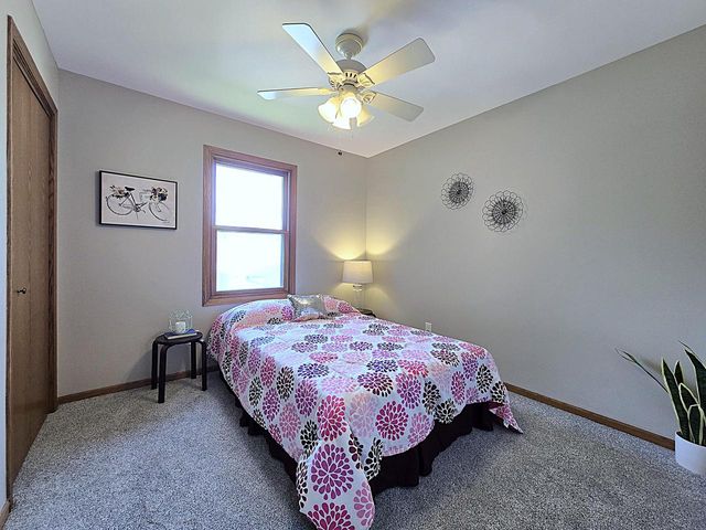 1309 S Indiana AVENUE, West Bend, WI 53095
