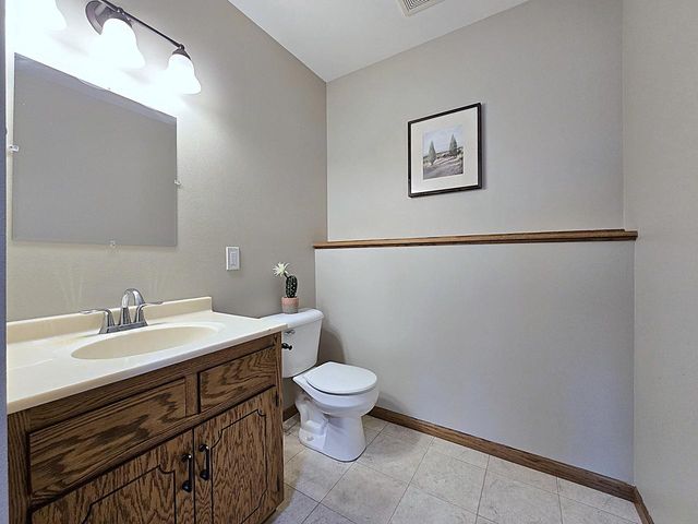 1309 S Indiana AVENUE, West Bend, WI 53095