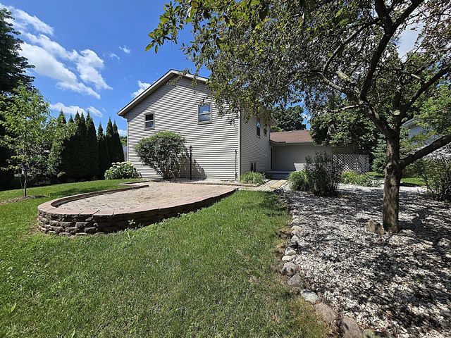 1309 S Indiana AVENUE, West Bend, WI 53095