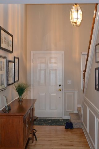 2990 Peachtree Circle, Aurora, IL 60502