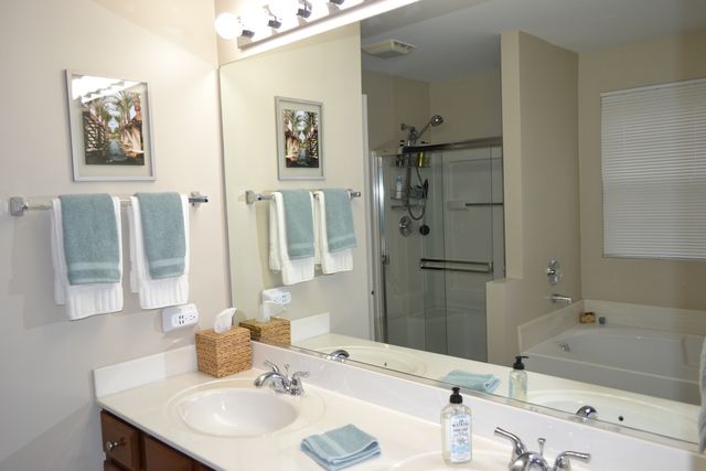 2990 Peachtree Circle, Aurora, IL 60502