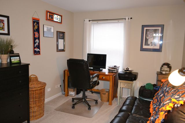 2990 Peachtree Circle, Aurora, IL 60502