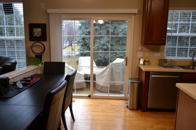 2990 Peachtree Circle, Aurora, IL 60502