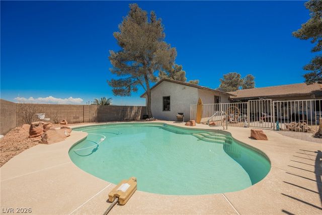 5485 West Meranto Avenue, Las Vegas, NV 89139
