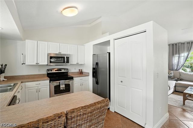 1125 SW 44th TER, Cape Coral, FL 33914