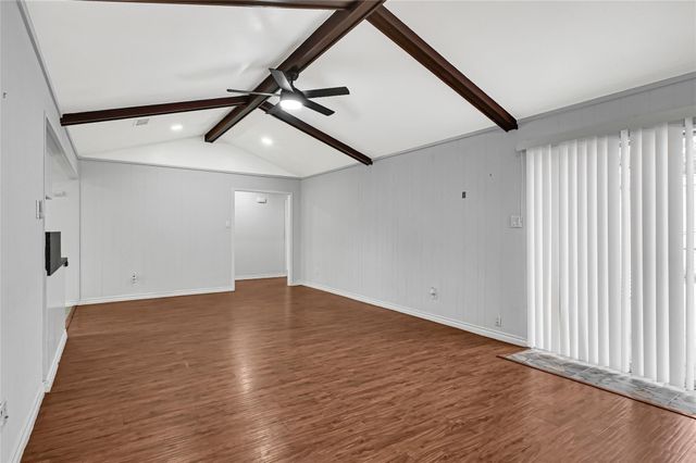 1014 Robinson Street, Alvin, TX 77511