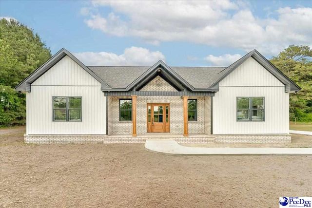 922 Rogers Rd., Darlington, SC 29532