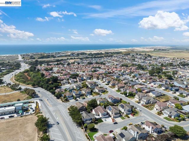 3261 Sand Dollar Ct, Marina, CA 93933