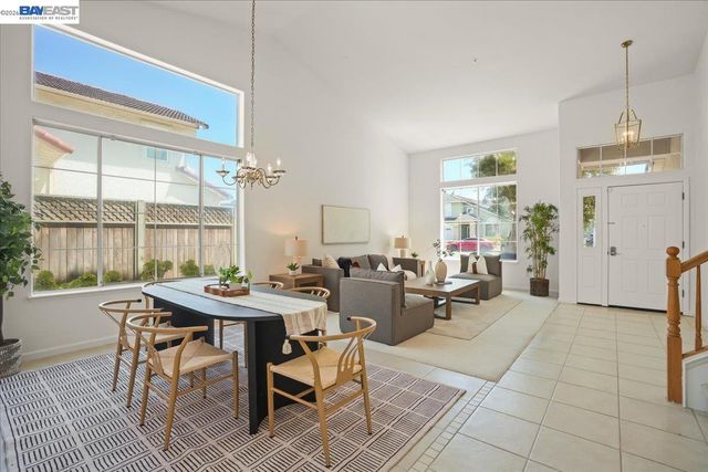3261 Sand Dollar Ct, Marina, CA 93933