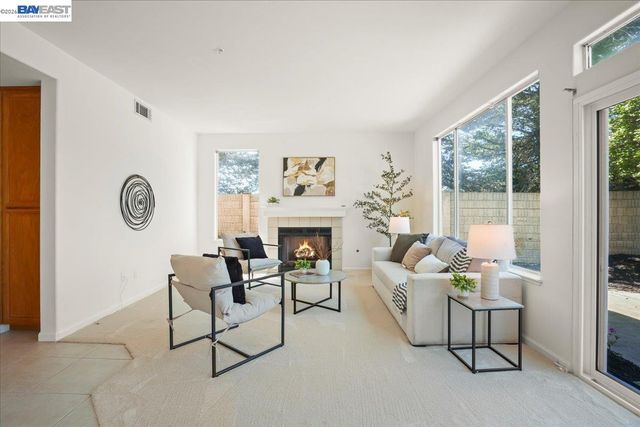 3261 Sand Dollar Ct, Marina, CA 93933