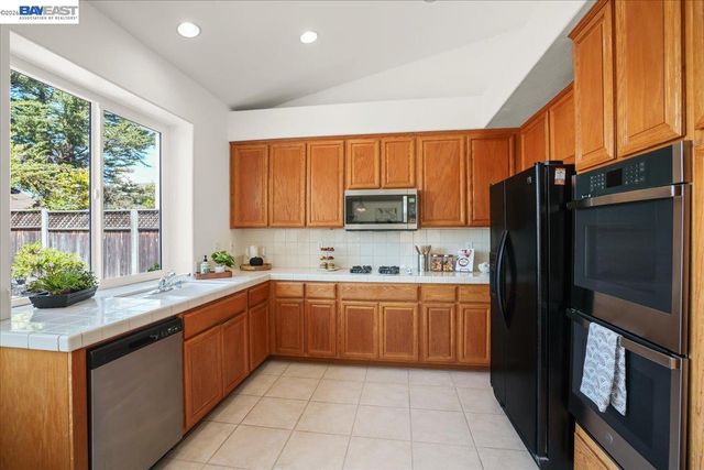 3261 Sand Dollar Ct, Marina, CA 93933