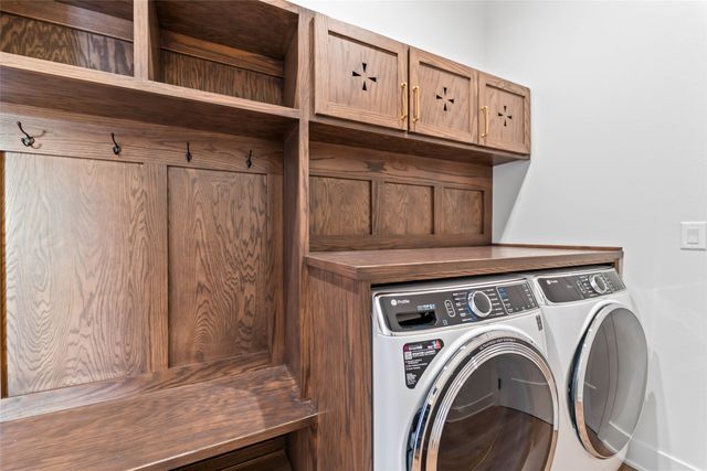 2007 Ketelsen Drive, Ames, IA 50010