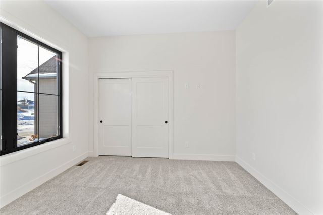 2007 Ketelsen Drive, Ames, IA 50010