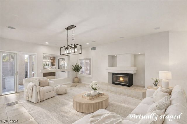 6784 Coronado Crest Avenue, Las Vegas, NV 89139