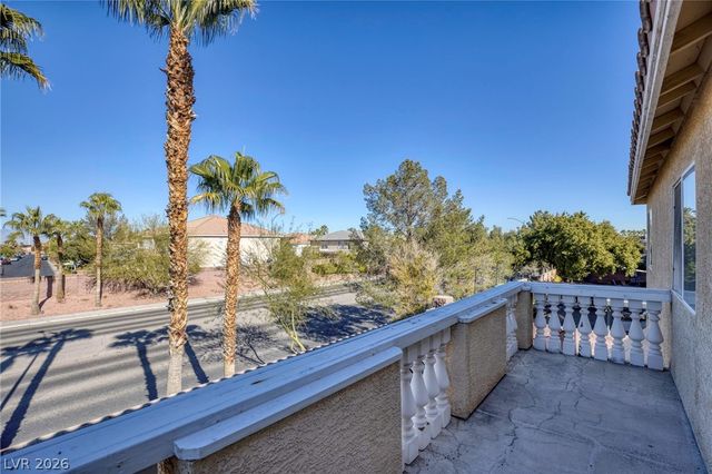 6784 Coronado Crest Avenue, Las Vegas, NV 89139