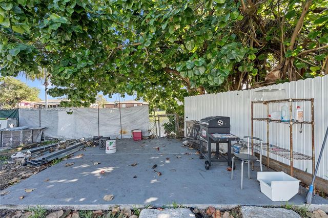 9251 Little River Blvd, Miami, FL 33147