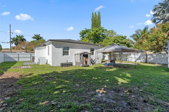 9251 Little River Blvd, Miami, FL 33147