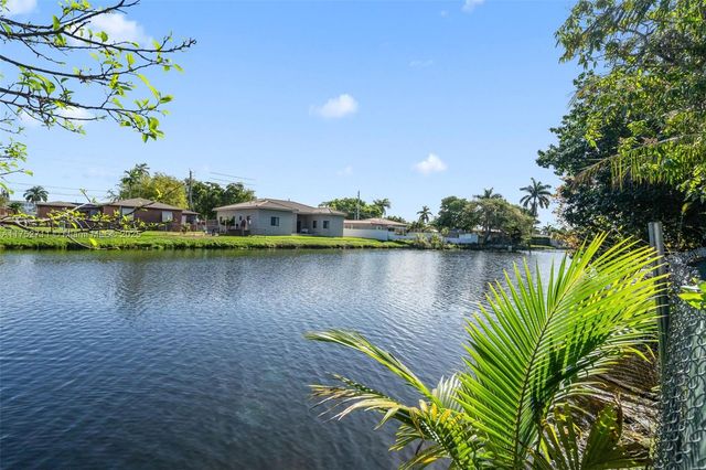 9251 Little River Blvd, Miami, FL 33147