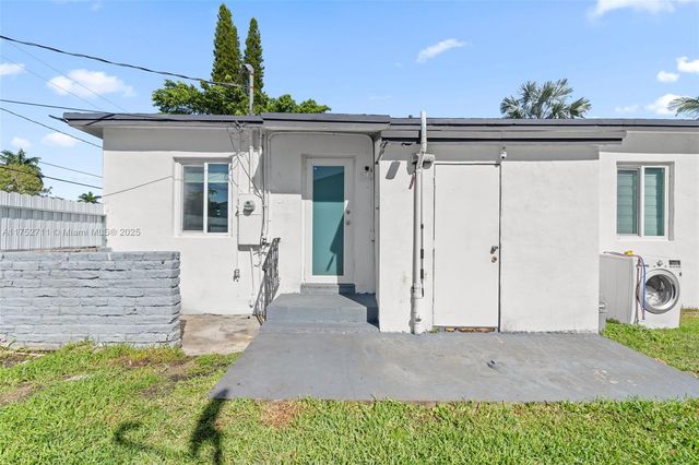 9251 Little River Blvd, Miami, FL 33147