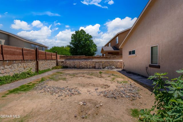 14689 HUNTERS GROVE Avenue, El Paso, TX 79938