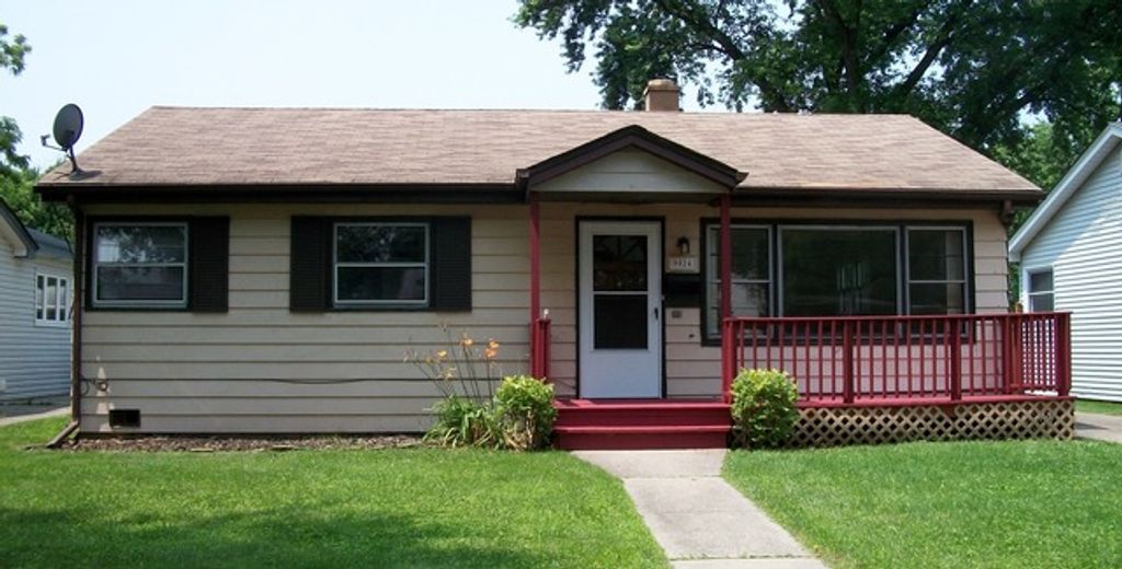 9024 S 51st Avenue, Oak Lawn, IL 60453