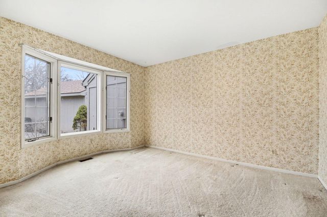 6349 Greenway Drive SE, Grand Rapids, MI 49546