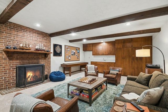 6349 Greenway Drive SE, Grand Rapids, MI 49546