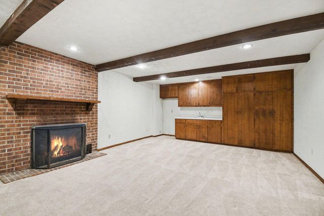 6349 Greenway Drive SE, Grand Rapids, MI 49546