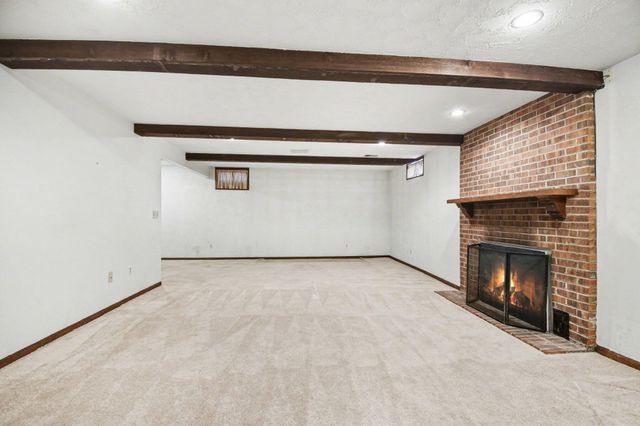 6349 Greenway Drive SE, Grand Rapids, MI 49546