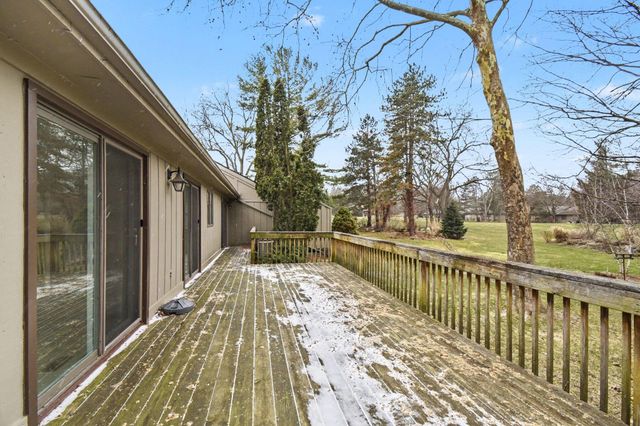 6349 Greenway Drive SE, Grand Rapids, MI 49546