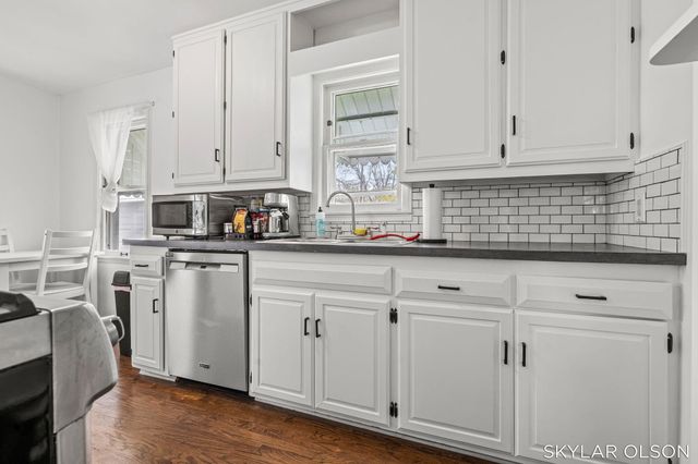 1099 Francis Avenue, Muskegon, MI 49442