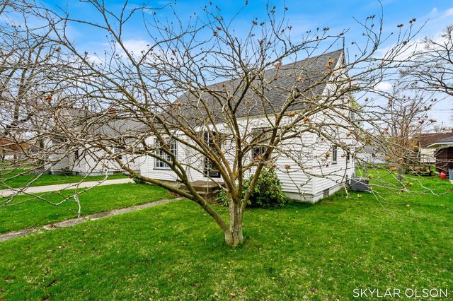 1099 Francis Avenue, Muskegon, MI 49442