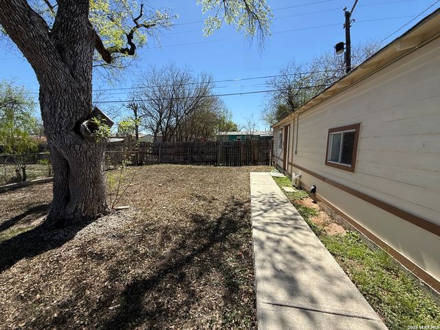 258 Cliffwood, San Antonio, TX 78213