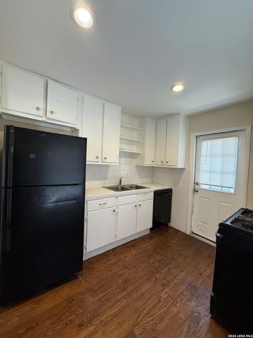 258 Cliffwood, San Antonio, TX 78213